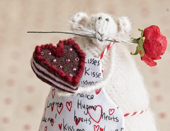 Best Romantic Gifts to Impress Your Spouse With - THEIMPRINT
